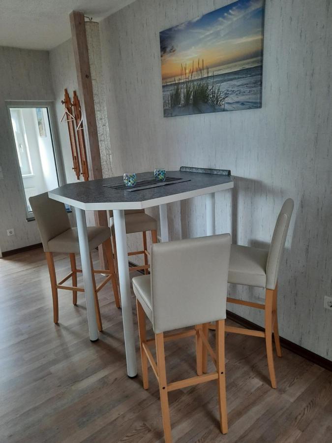 Ferienhaus In Hafennahe Apartamento Sassnitz Exterior foto